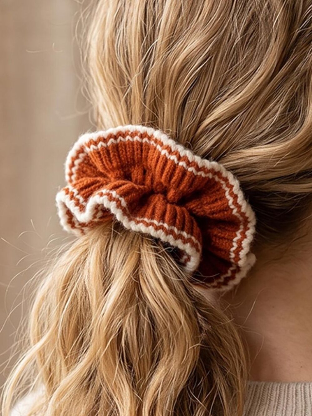 Knit Ribbed Ruffle Hair Scrunchie - Picture 5 of 6